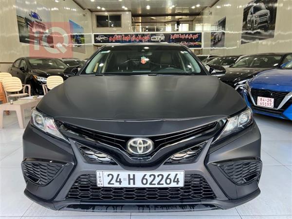 تويوتا كامري 2022 للبيع في العراق - زاخو